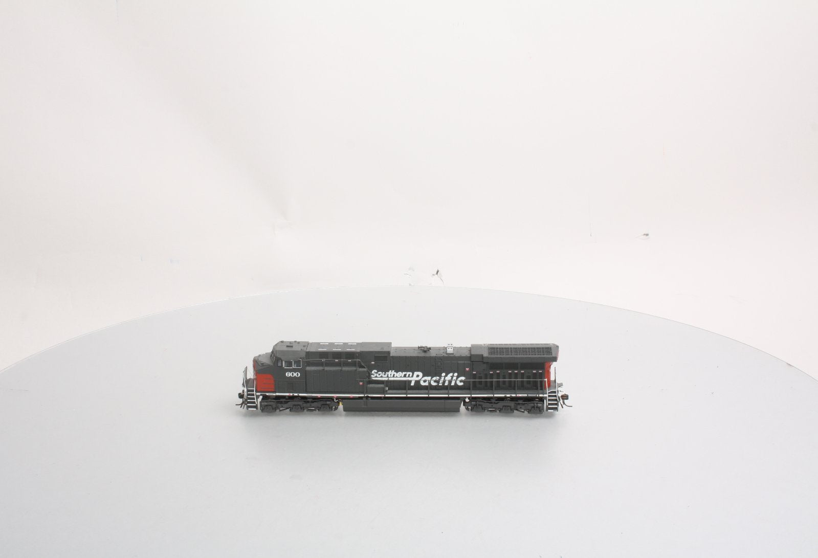 Broadway Limited 2611 HO SP GE AC6000CW Paragon2™ Diesel Locomotive #600