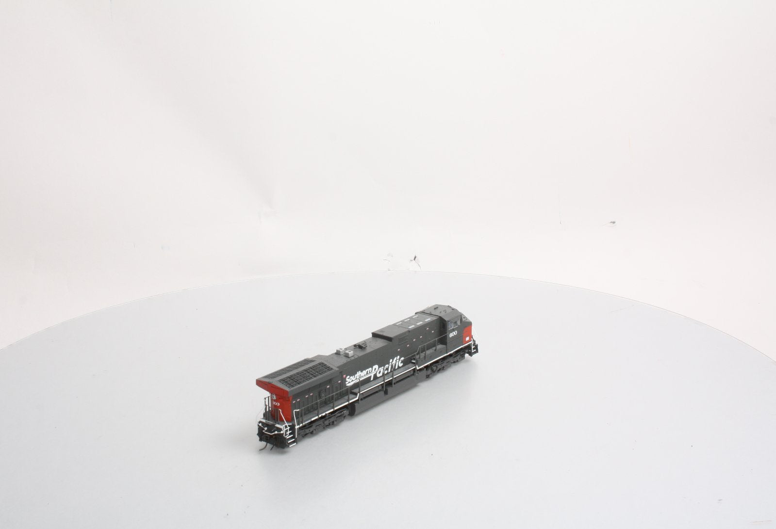 Broadway Limited 2611 HO SP GE AC6000CW Paragon2™ Diesel Locomotive #600