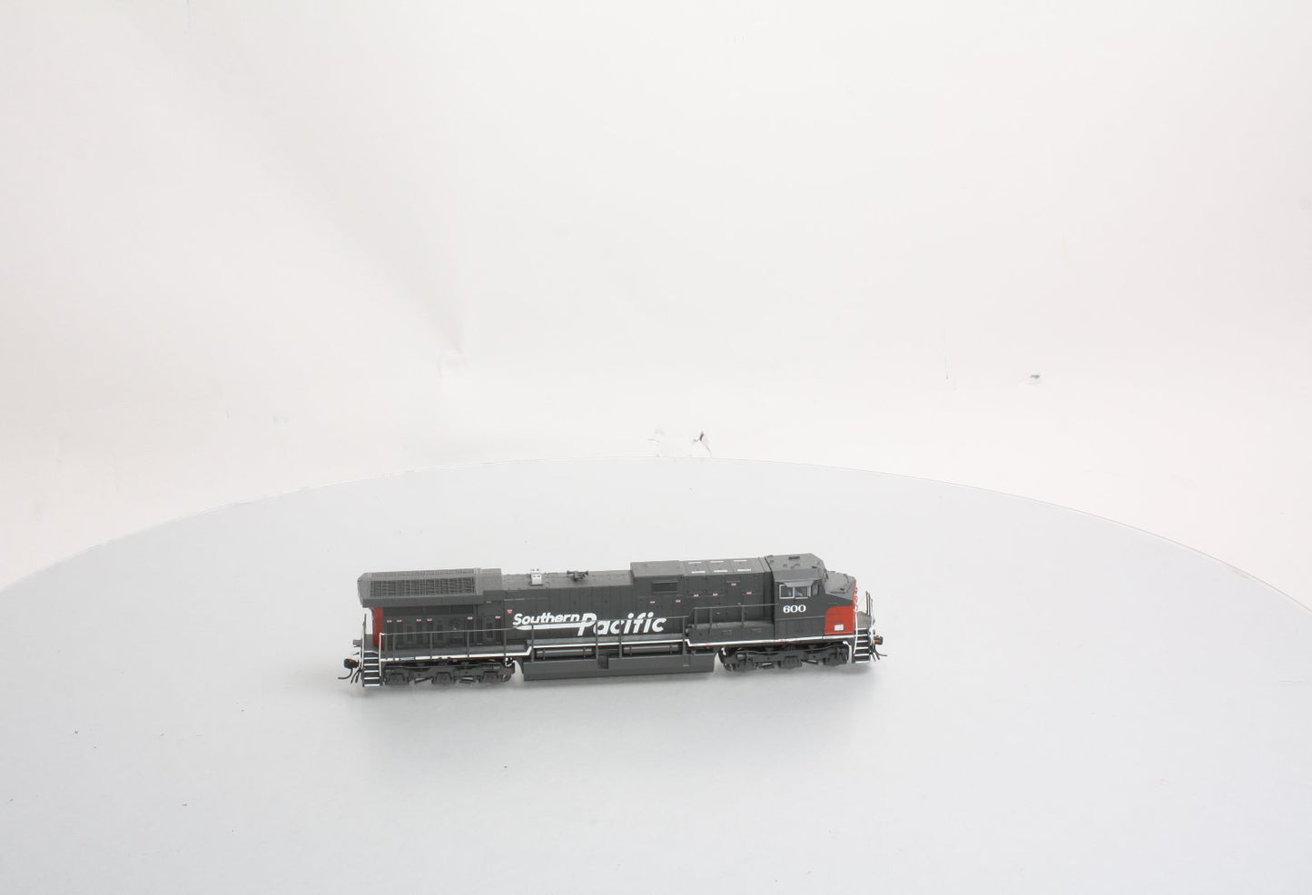 Broadway Limited 2611 HO SP GE AC6000CW Paragon2™ Diesel Locomotive #600
