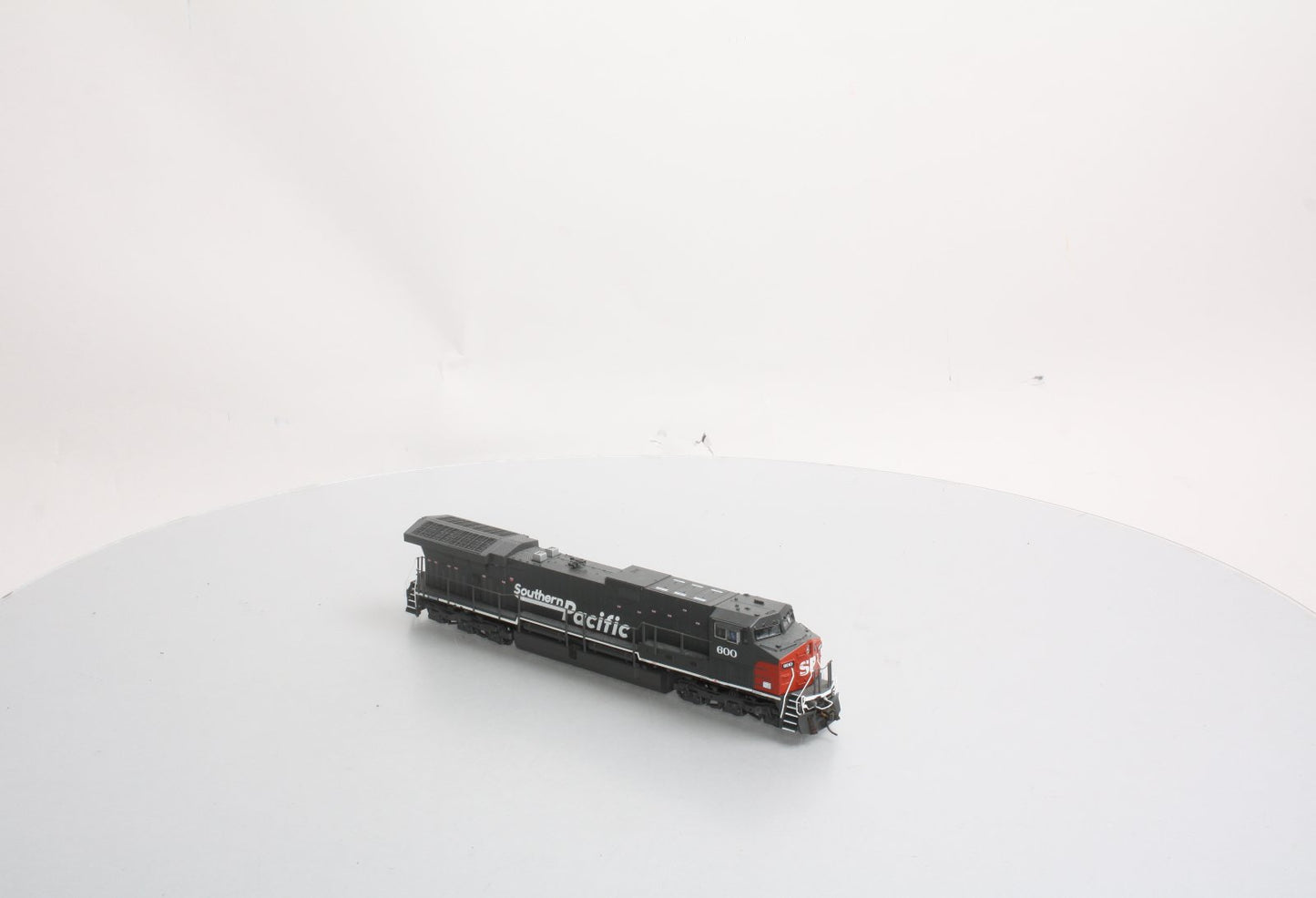 Broadway Limited 2611 HO SP GE AC6000CW Paragon2™ Diesel Locomotive #600
