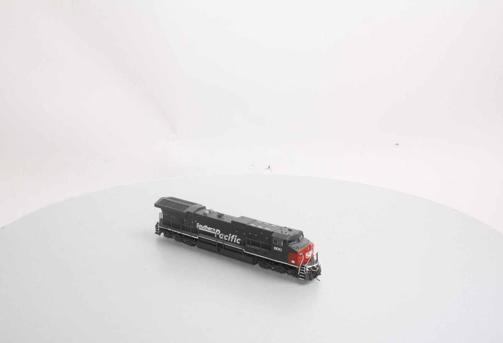 Broadway Limited 2611 HO SP GE AC6000CW Paragon2™ Diesel Locomotive #600