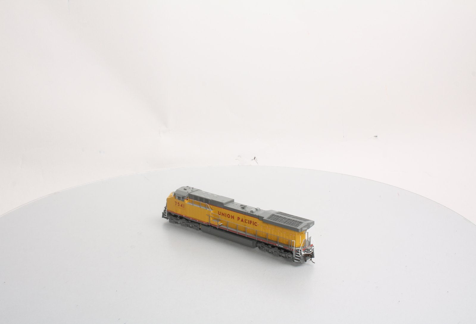 Broadway Limited 2614 HO Union Pacific GE AC6000CW Paragon2™ #7541
