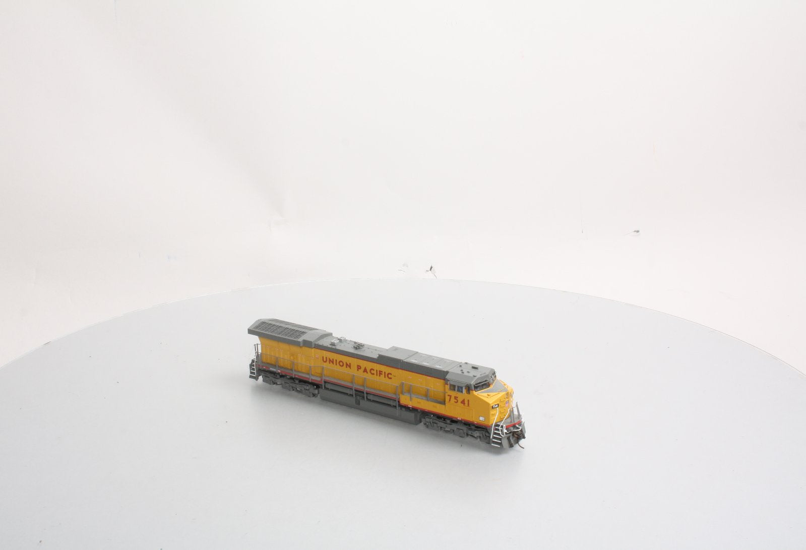Broadway Limited 2614 HO Union Pacific GE AC6000CW Paragon2™ #7541