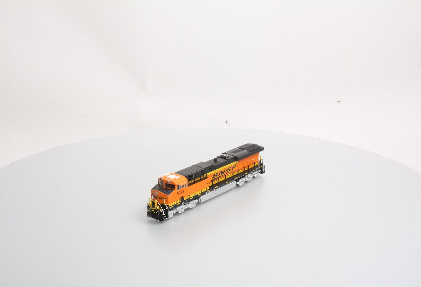 MTH 80-2328-1 HO BNSF GE ES44AC Diesel Locomotive w/PS3.0 & DCC #7033