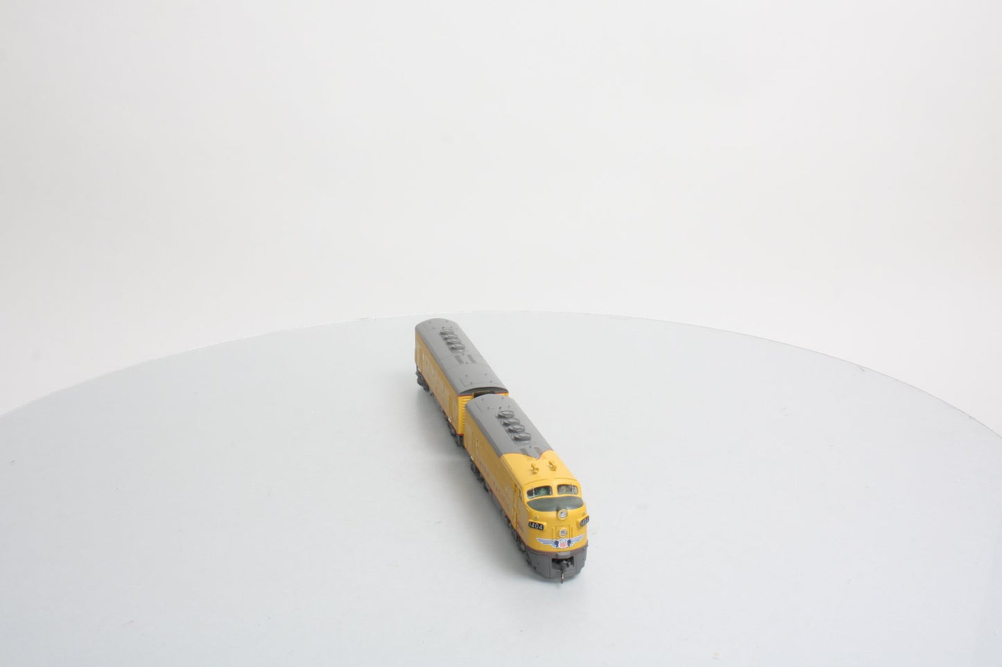MTH 80-2188-0 HO UP F-3 A/B Diesel Locomotive Set - DCC Ready (Set of 2)
