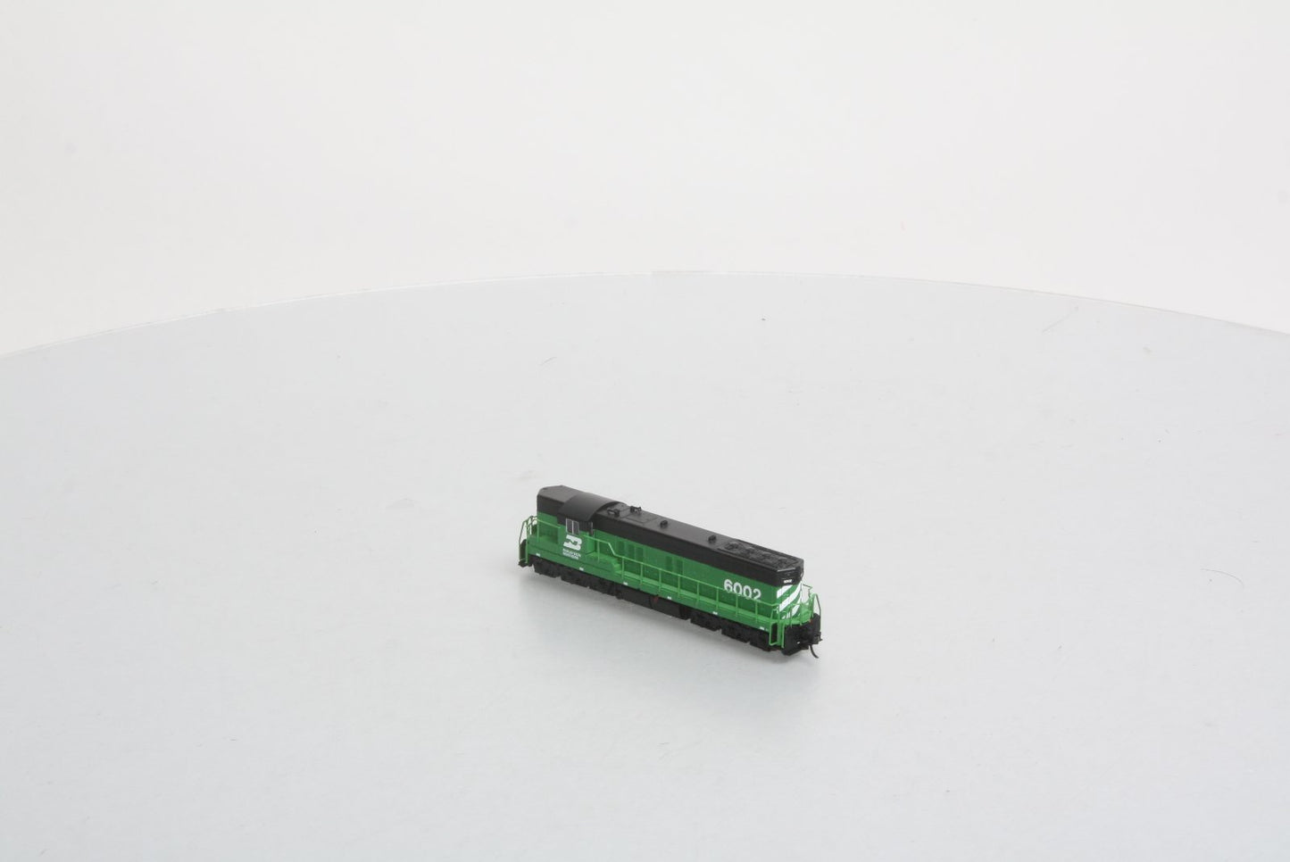 Atlas 53614 N Burlington Northern SD-7 Diesel Locomotive Standard DC #6002