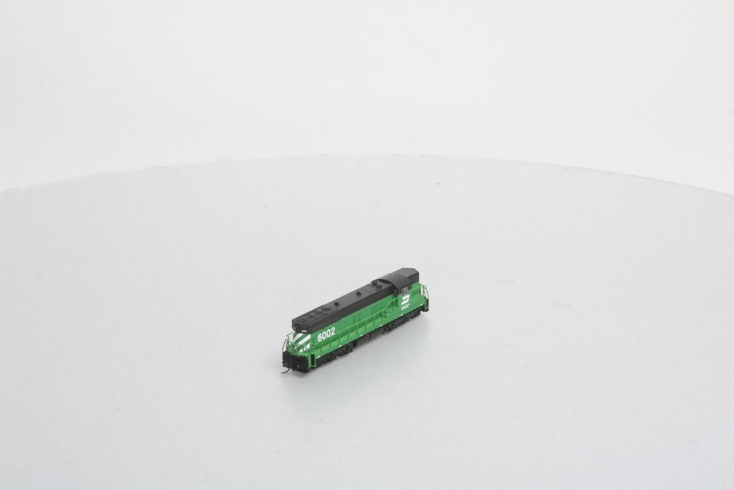 Atlas 53614 N Burlington Northern SD-7 Diesel Locomotive Standard DC #6002