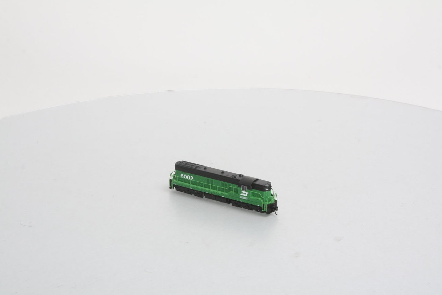 Atlas 53614 N Burlington Northern SD-7 Diesel Locomotive Standard DC #6002