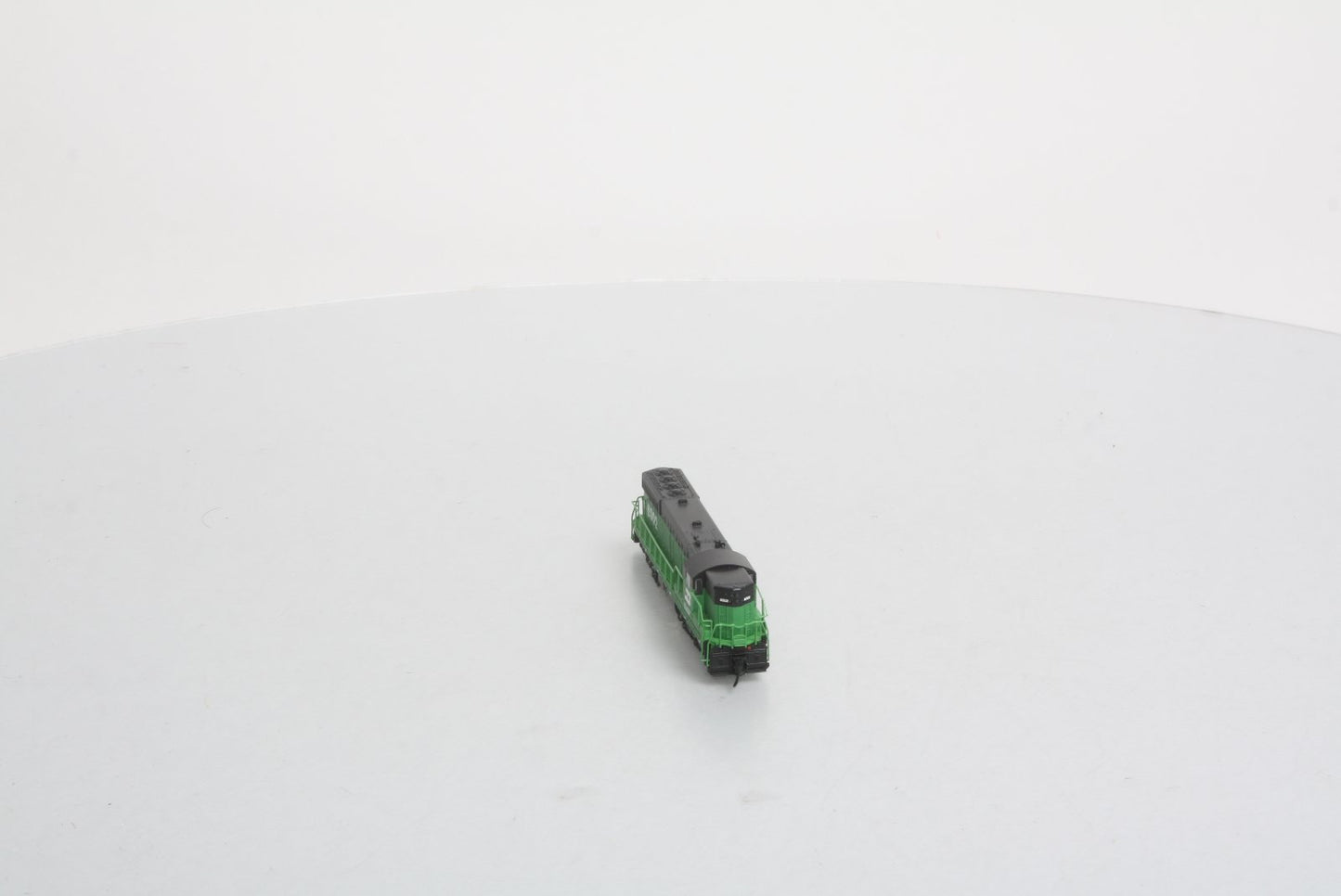 Atlas 53614 N Burlington Northern SD-7 Diesel Locomotive Standard DC #6002