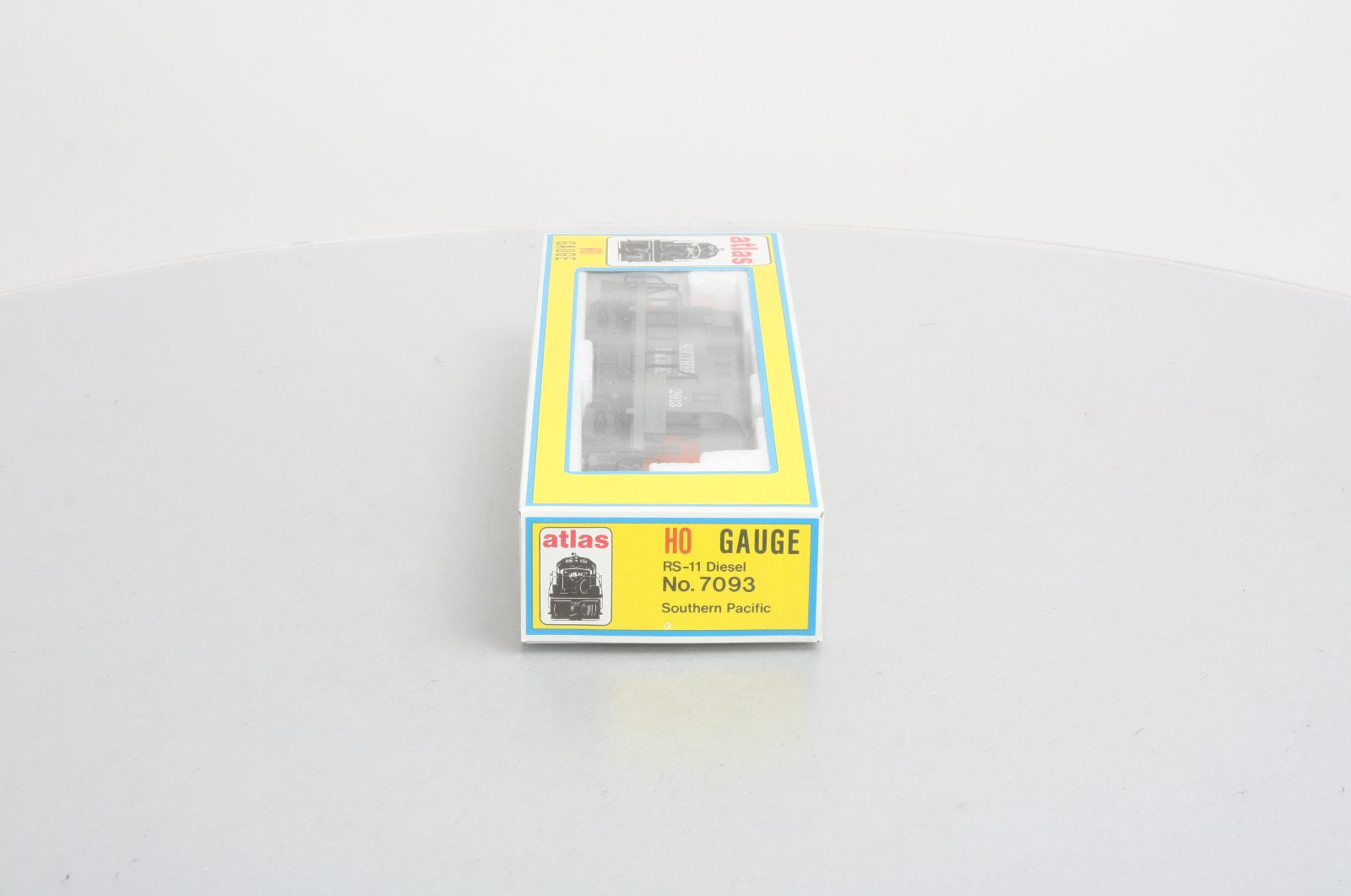 Atlas 7093 HO Scale Southern Pacific RS-11 Diesel Engine #2913
