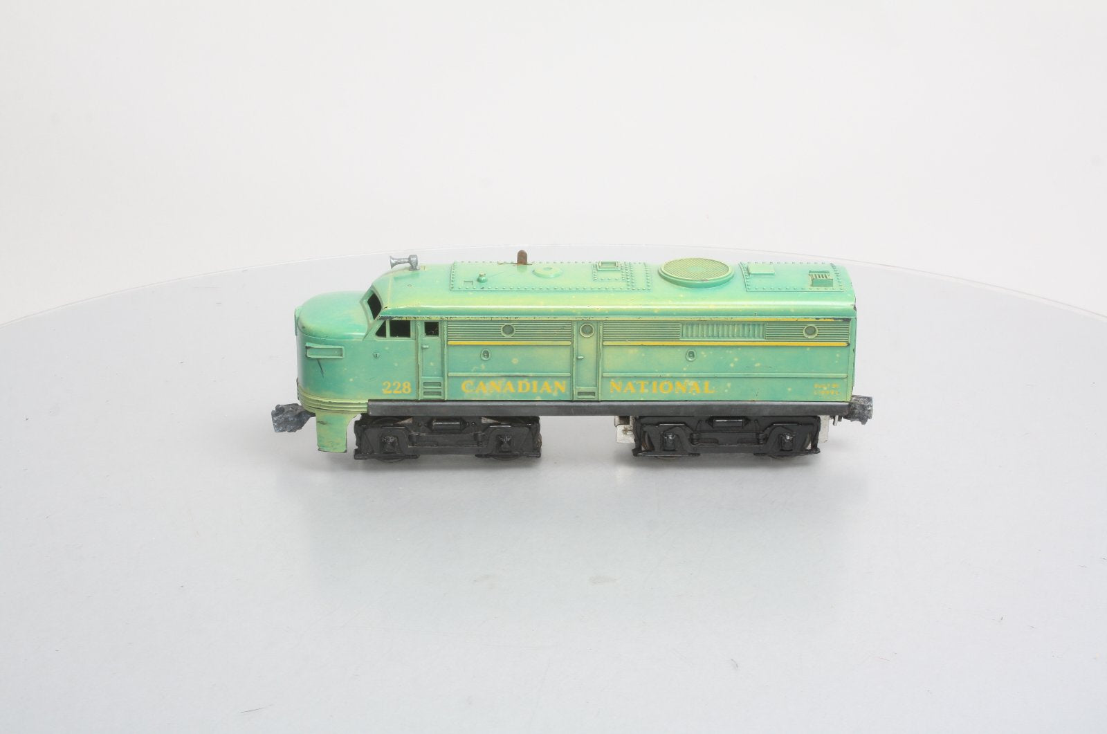 Lionel 228 Vintage O Canadian National Alco A Pwd. Diesel Locomotive - RARE