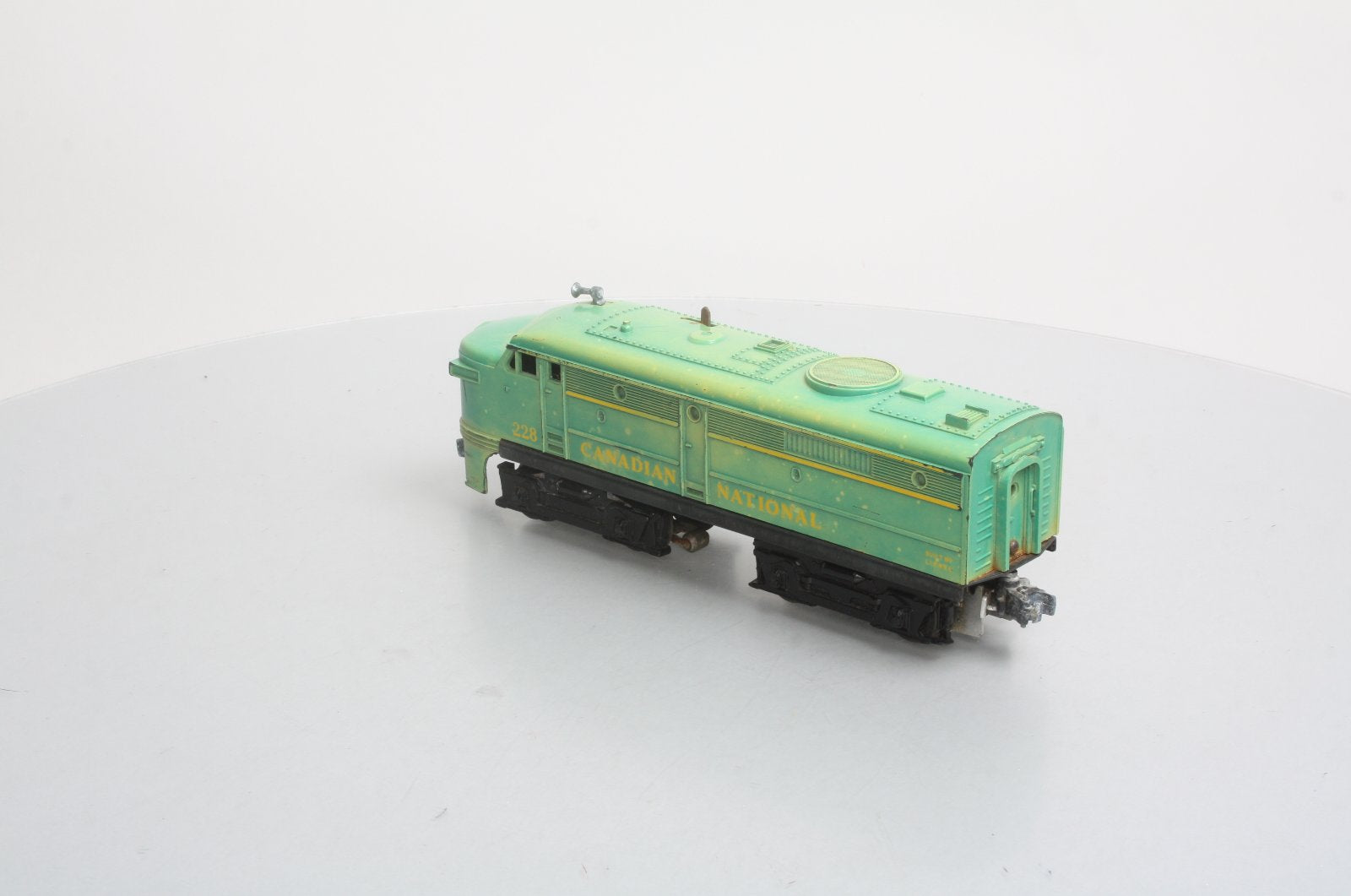 Lionel 228 Vintage O Canadian National Alco A Pwd. Diesel Locomotive - RARE