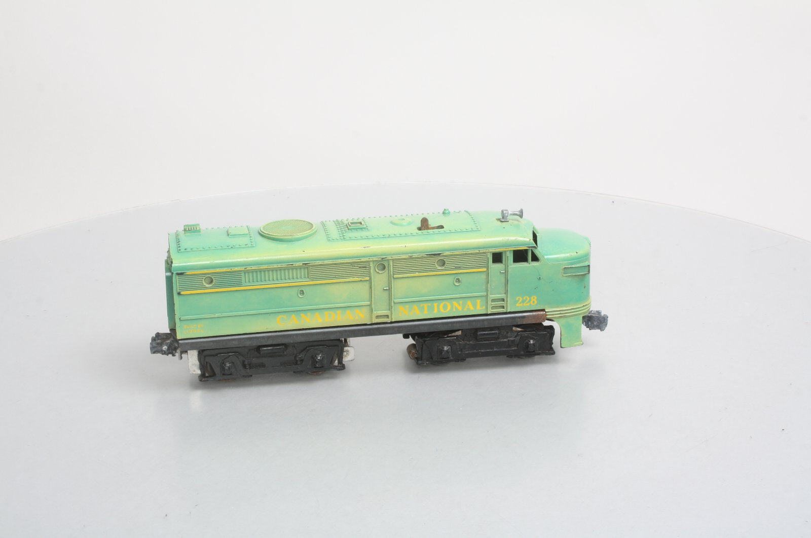 Lionel 228 Vintage O Canadian National Alco A Pwd. Diesel Locomotive - RARE