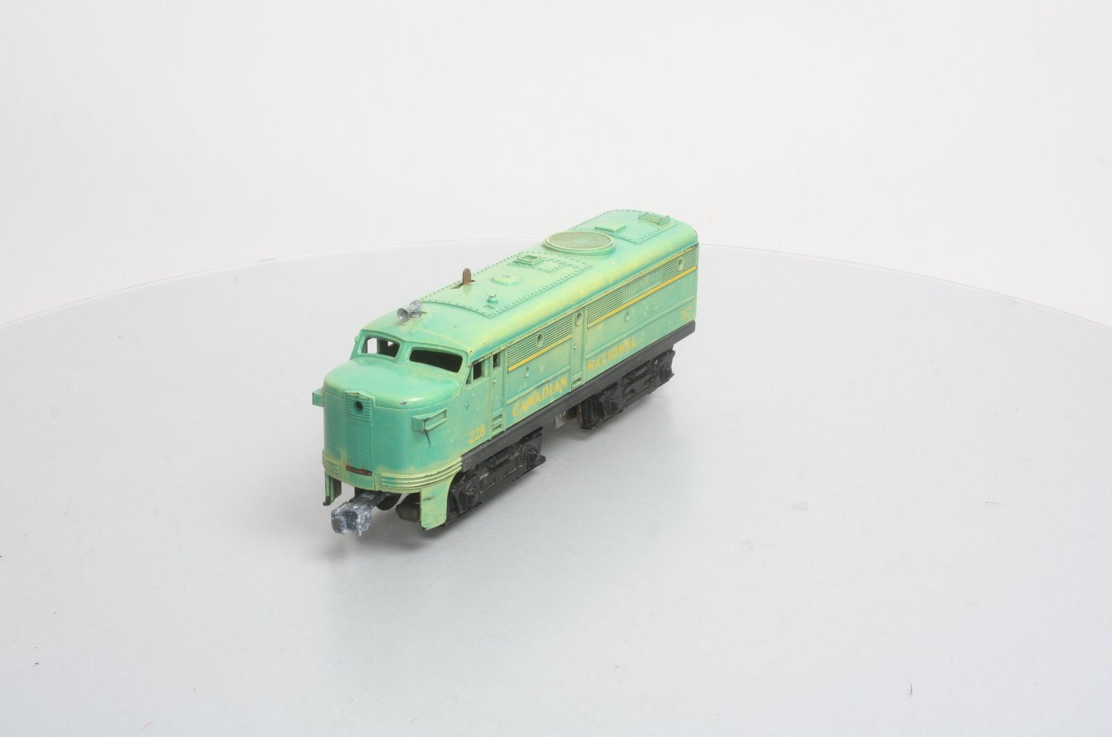 Lionel 228 Vintage O Canadian National Alco A Pwd. Diesel Locomotive - RARE