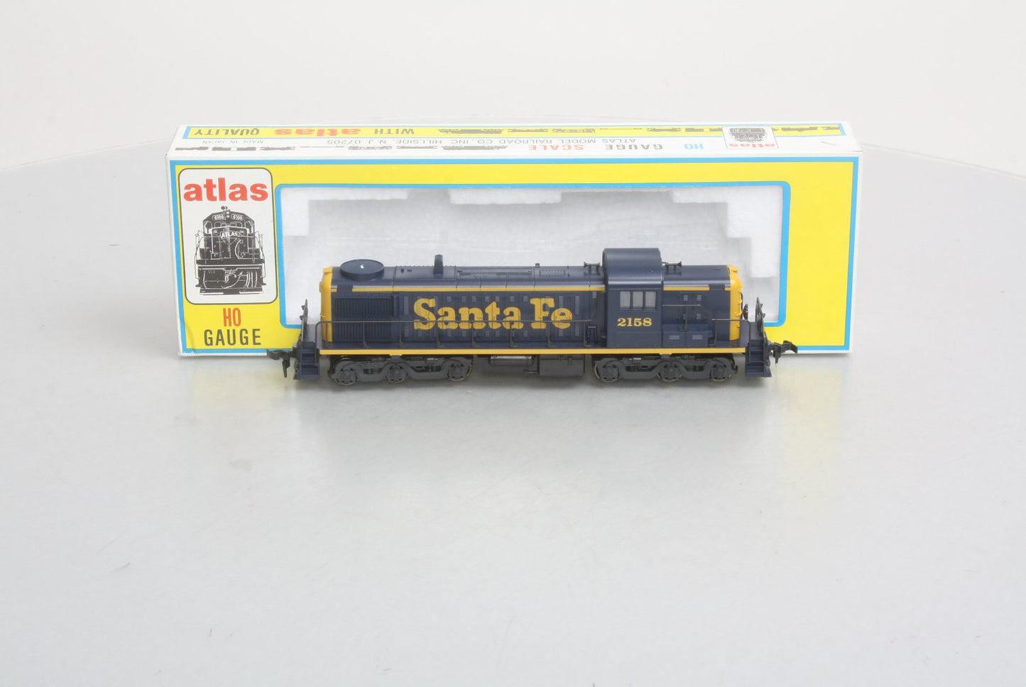 Atlas 8173 HO Scale Santa Fe RSD4/5 Diesel Locomotive #2158