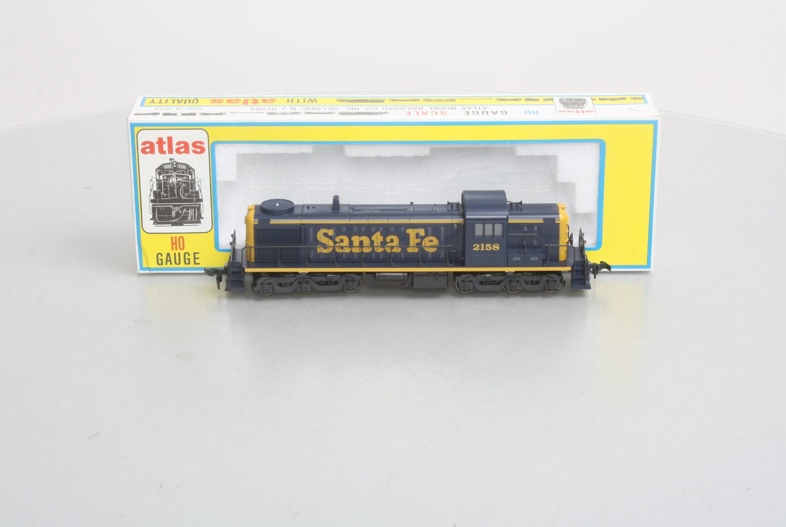 Atlas 8173 HO Scale Santa Fe RSD4/5 Diesel Locomotive #2158