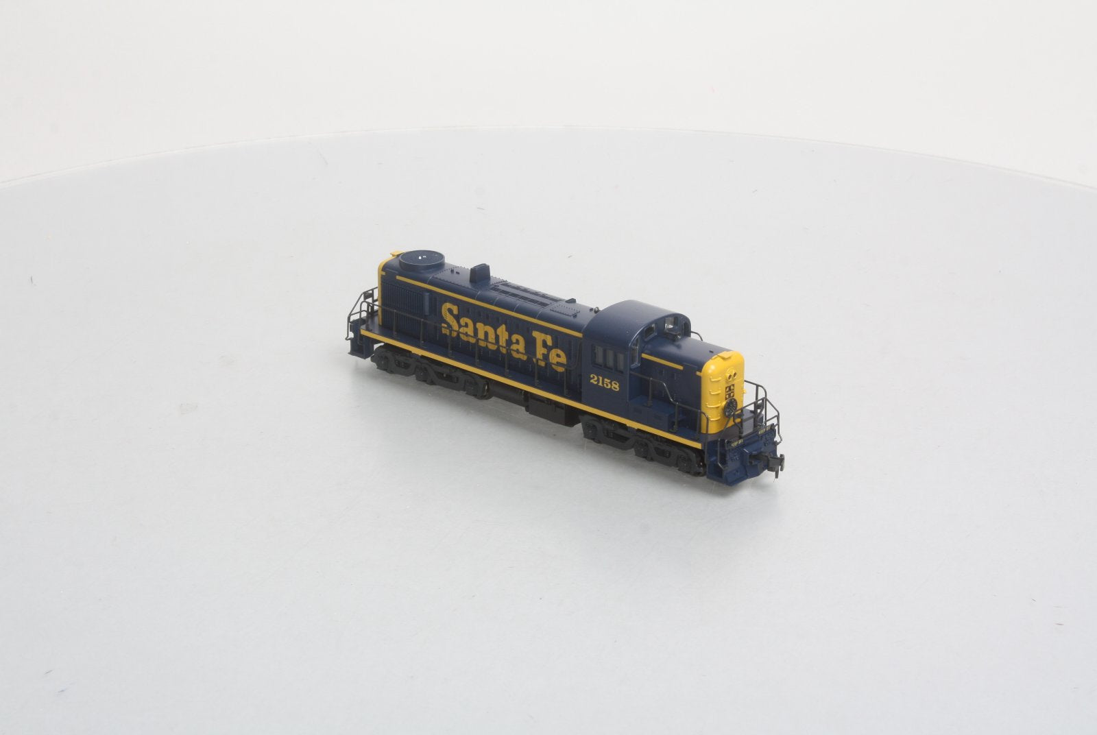 Atlas 8173 HO Scale Santa Fe RSD4/5 Diesel Locomotive #2158