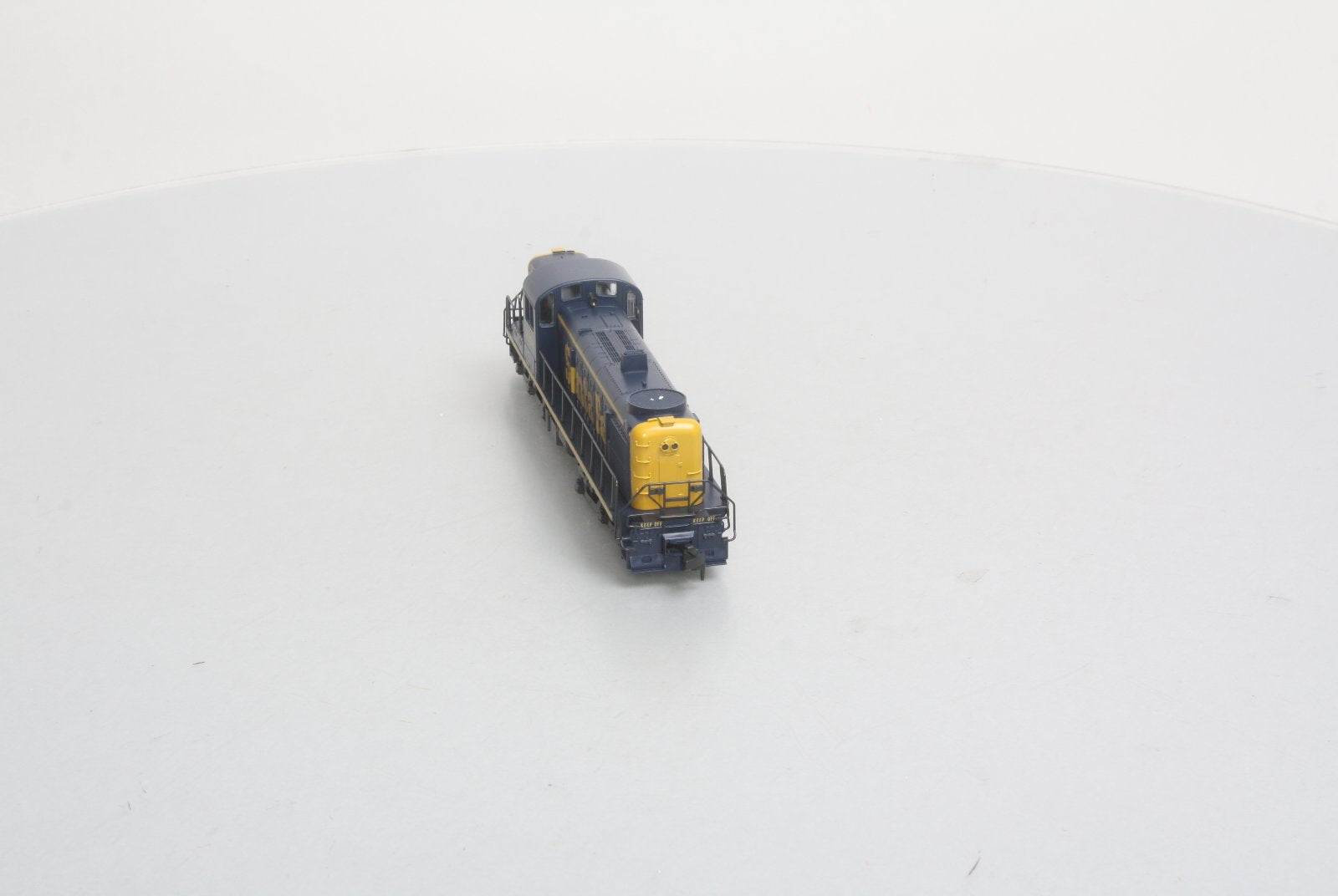 Atlas 8173 HO Scale Santa Fe RSD4/5 Diesel Locomotive #2158