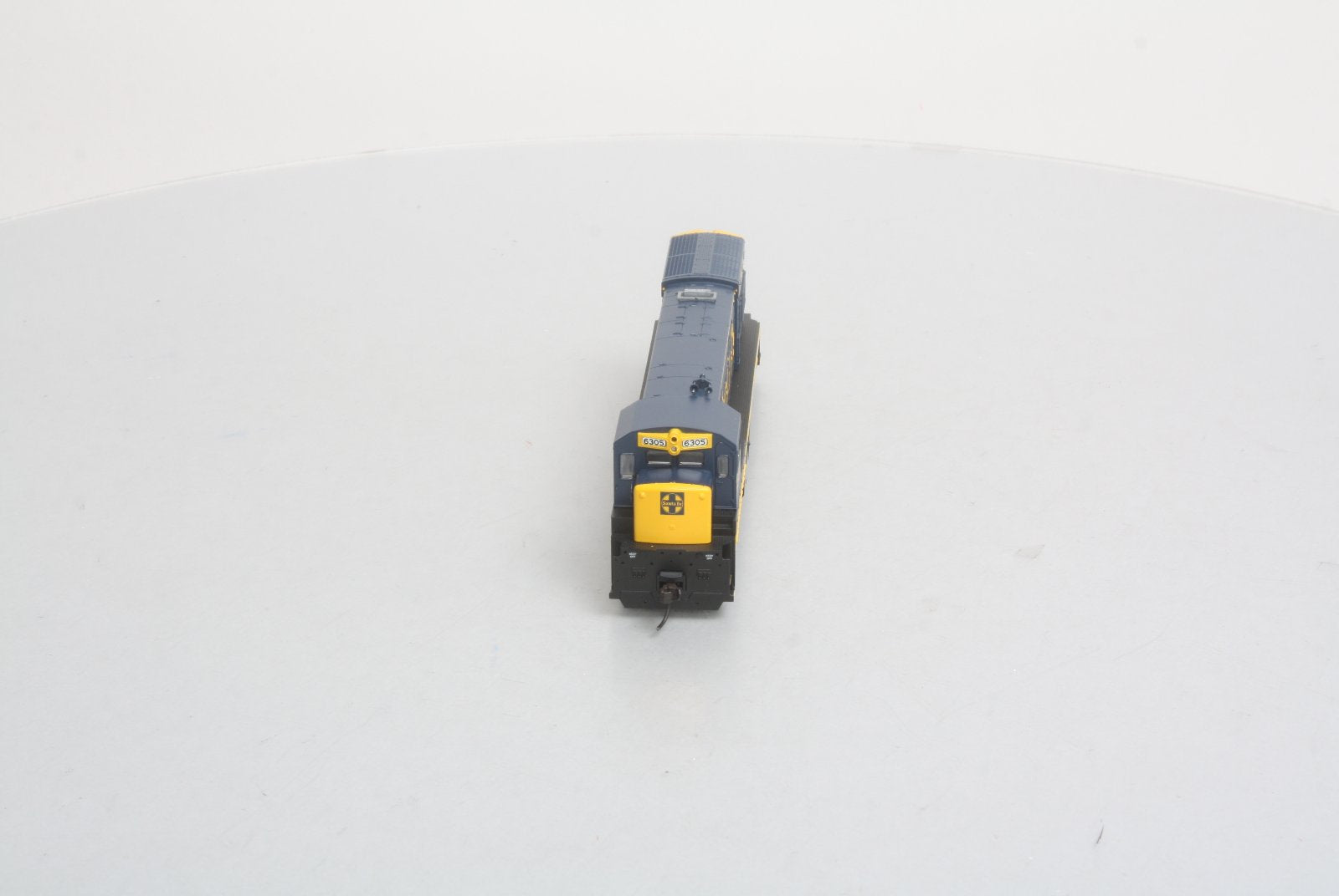 Atlas 8653 HO Scale AT&SF GE U23B Diesel Locomotive #6305 -DC