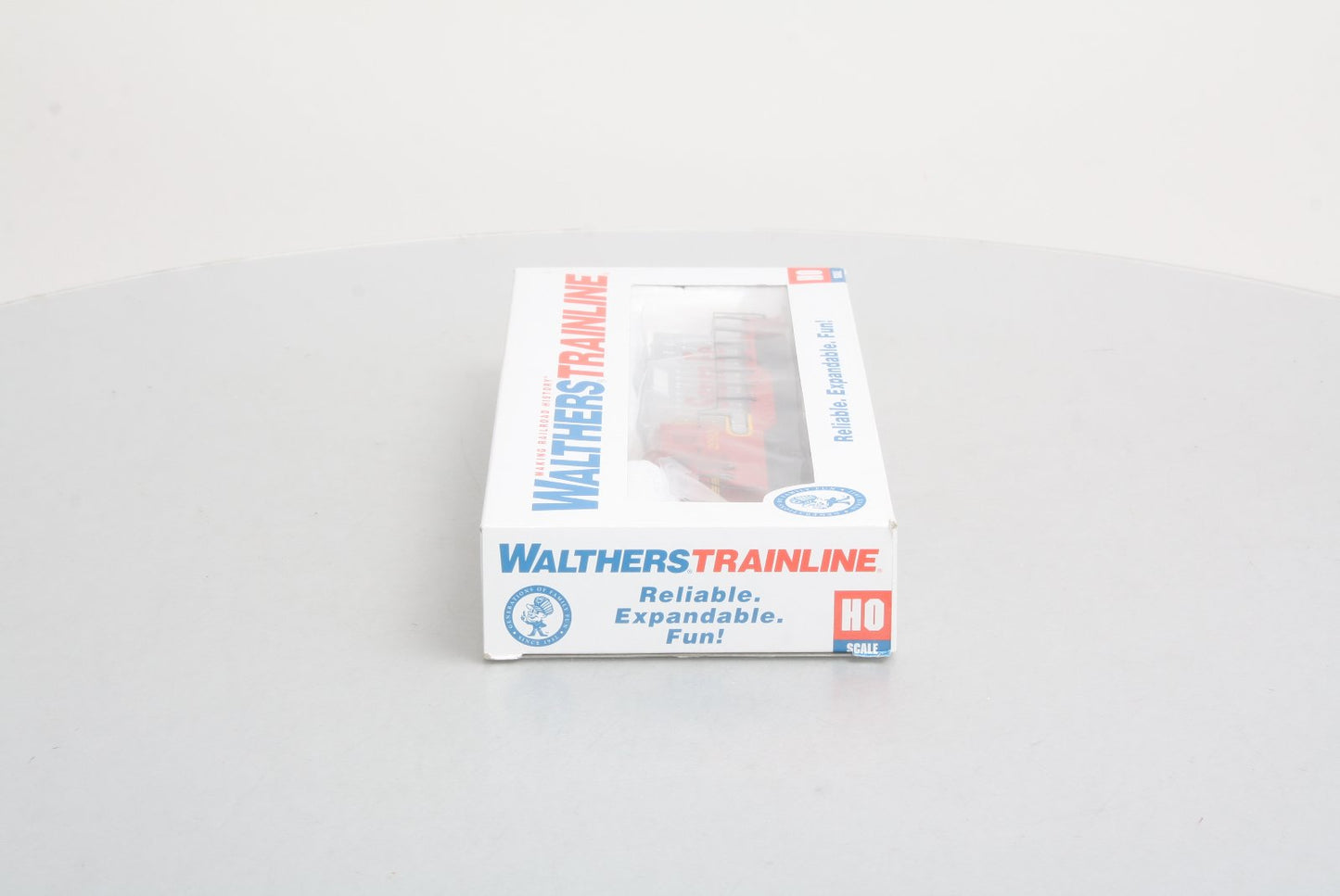 Walthers 931-113 HO Santa Fe EMD GP9M Diesel Locomotive Standard DC #2092