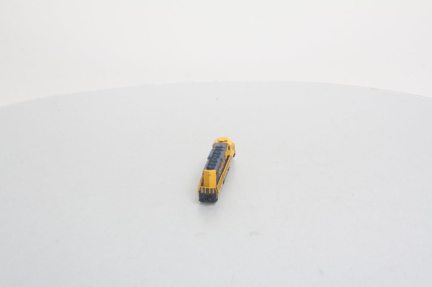 Kato 176-8202 Santa Fe SD40-2 Diesel Locomotive #5092
