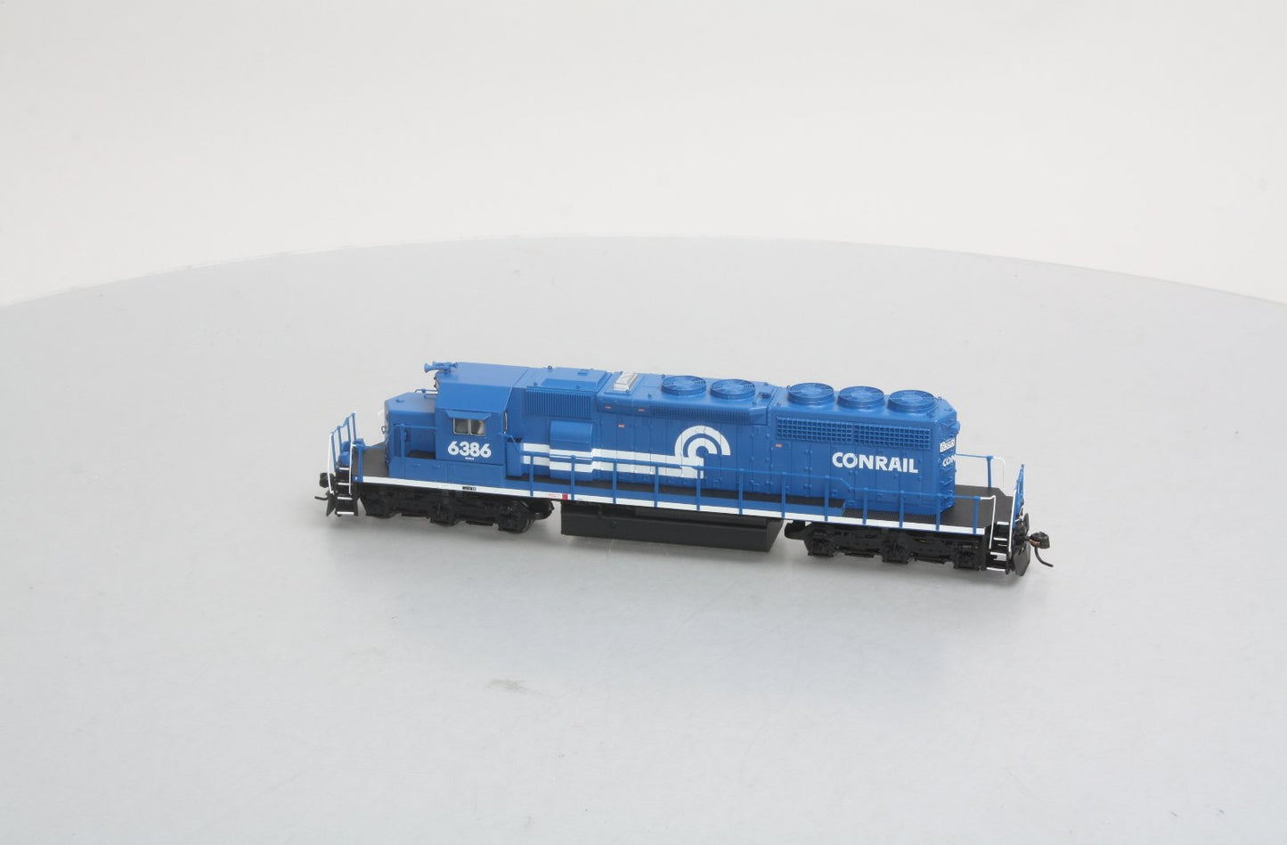 Broadway Limited 4212 HO Conrail EMD SD40-2 Low-Nose Paragon3™ #6386