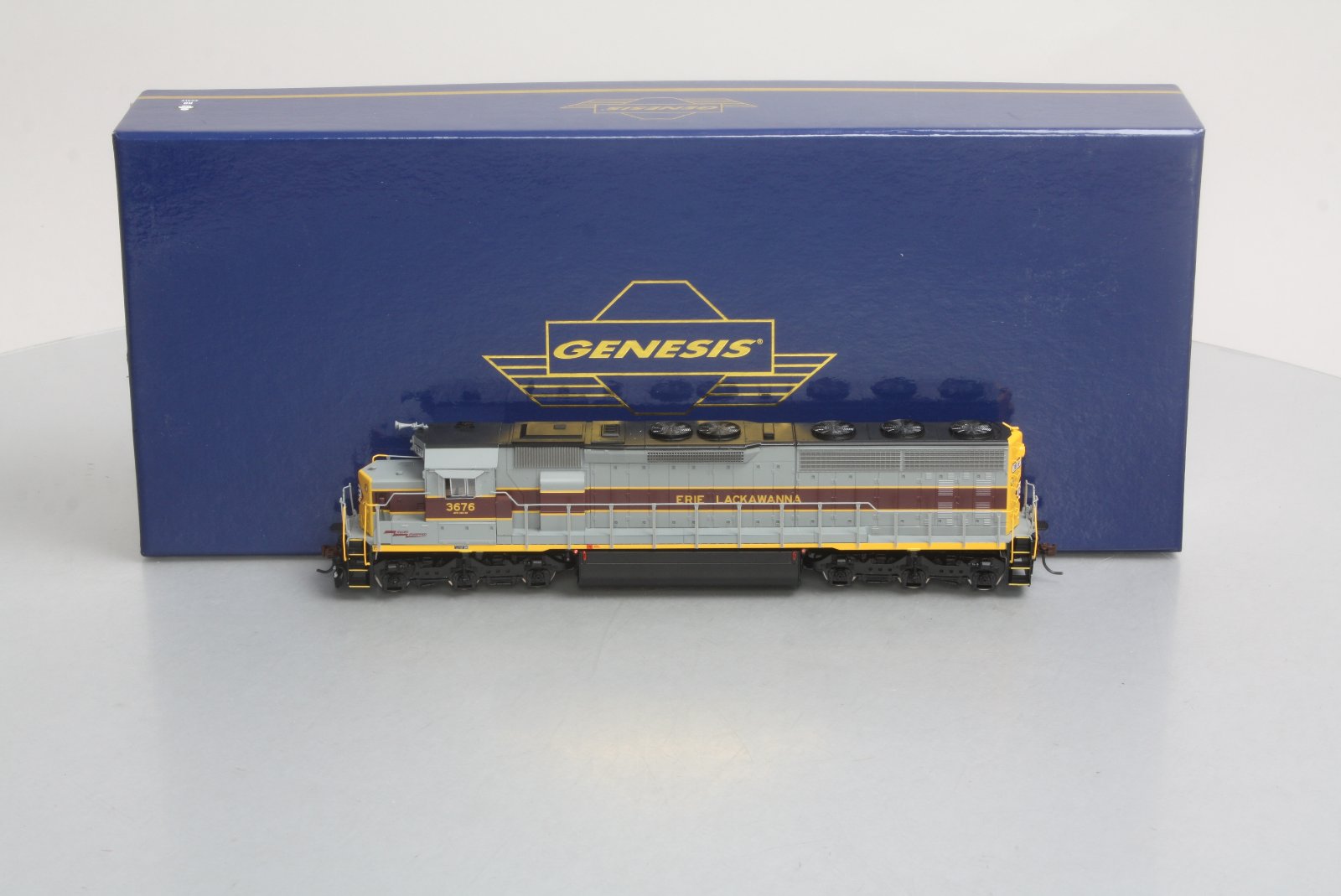 Athearn G67136 HO SD45-2, EL #3676
