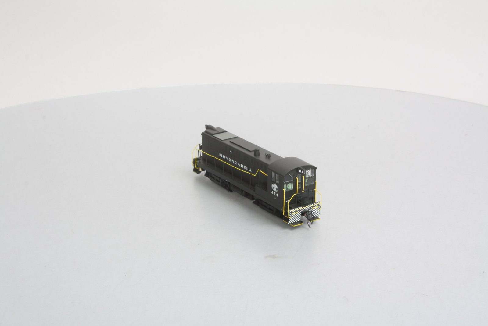 Bowser 23934 HO Baldwin S12, MGA #424