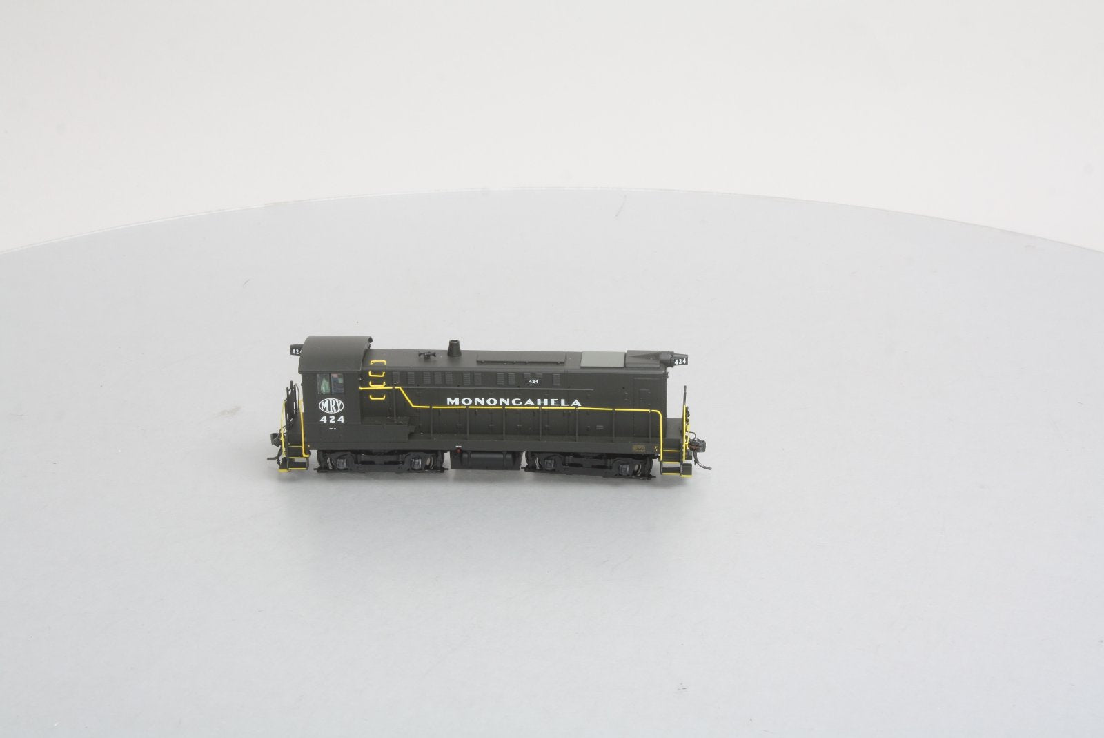 Bowser 23934 HO Baldwin S12, MGA #424