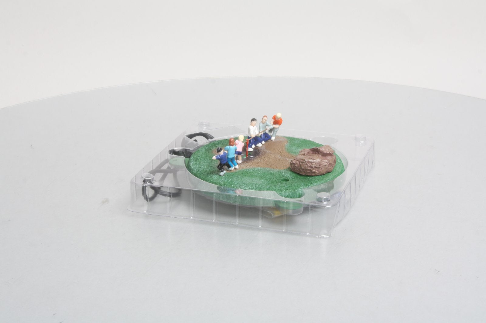 Lionel 6-82107 O Tug-of-War Animated Scene