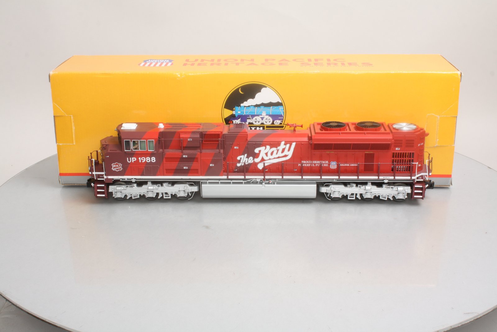 MTH 20-20217-1 MKT Katy SD70ACe Diesel Engine w/PS3 #1988 – Trainz
