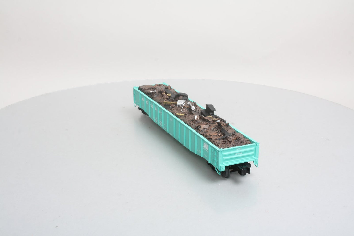 Lionel 6-82860 O Gauge Penn Central PS-5 Gondola #557065 With Scrap Load