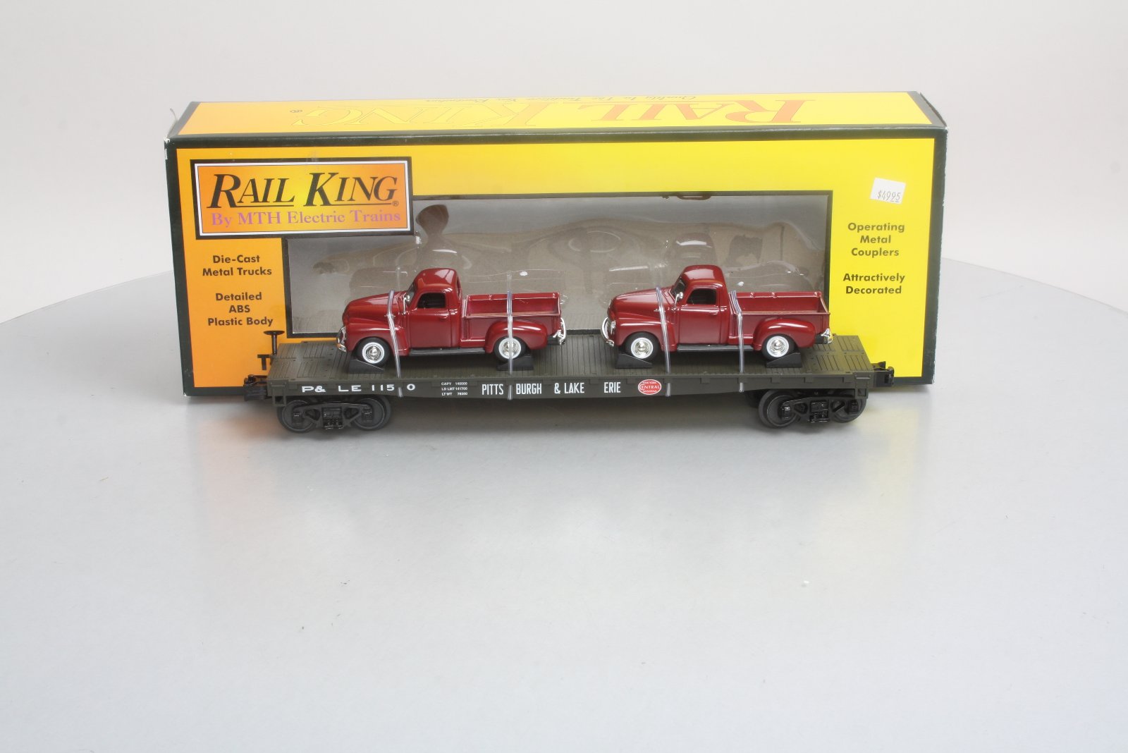 MTH 30-76496 O P&LE Flatcar w//'50 GMC Pickups