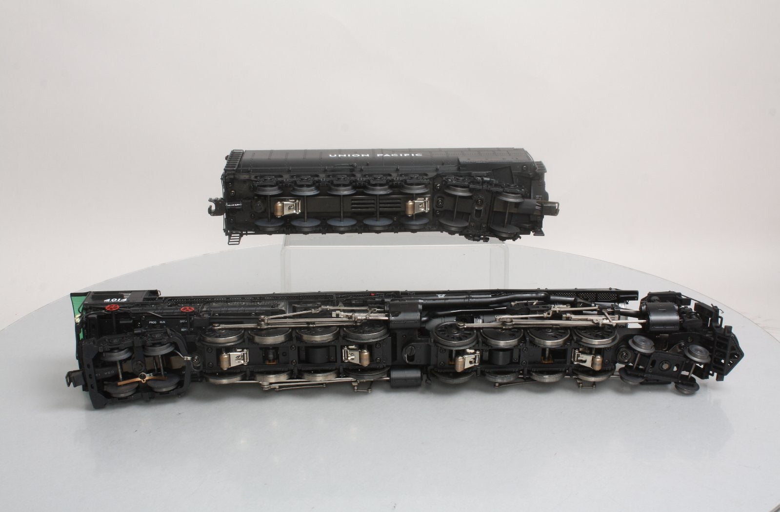 Lionel 6-11104 O Gauge UP 4-8-8-4 Big Boy Steam Locomotive Lionel 6-11104 O Gauge UP 4-8-8-4 Big Boy Steam Locomotive