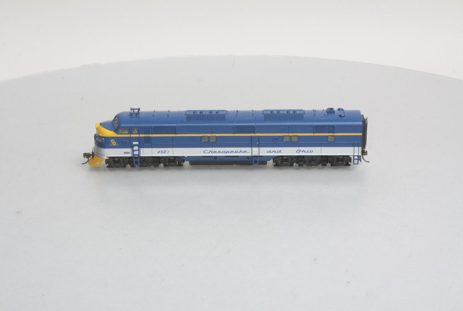 Broadway Limited 614 HO C&O Paragon™ Series EMD E7A Diesel Locomotive #4521