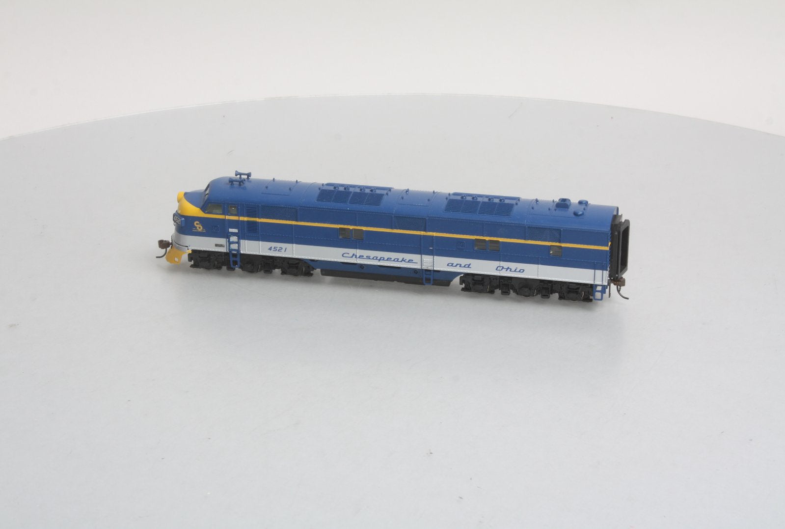 Broadway Limited 614 HO C&O Paragon™ Series EMD E7A Diesel Locomotive #4521
