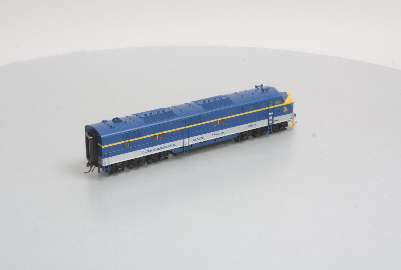 Broadway Limited 614 HO C&O Paragon™ Series EMD E7A Diesel Locomotive #4521