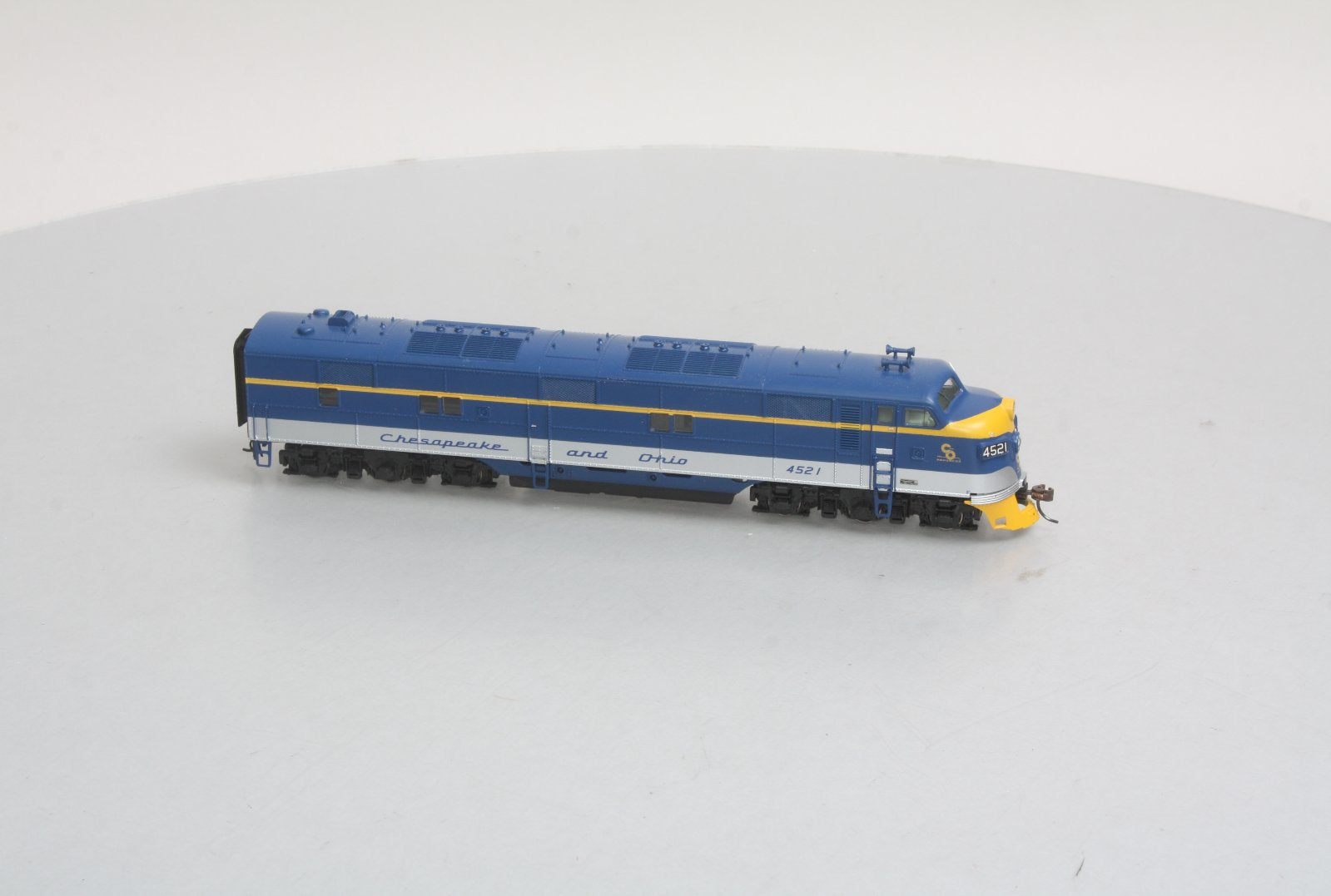 Broadway Limited 614 HO C&O Paragon™ Series EMD E7A Diesel Locomotive #4521