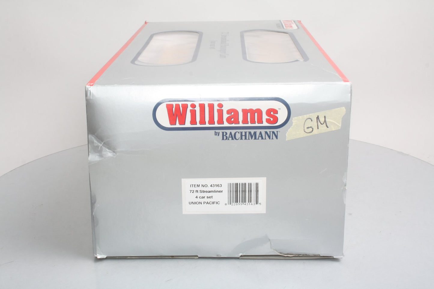 Williams 43163 O Union Pacific 72 Ft. Streamline Passenger Cars (Set of 4)
