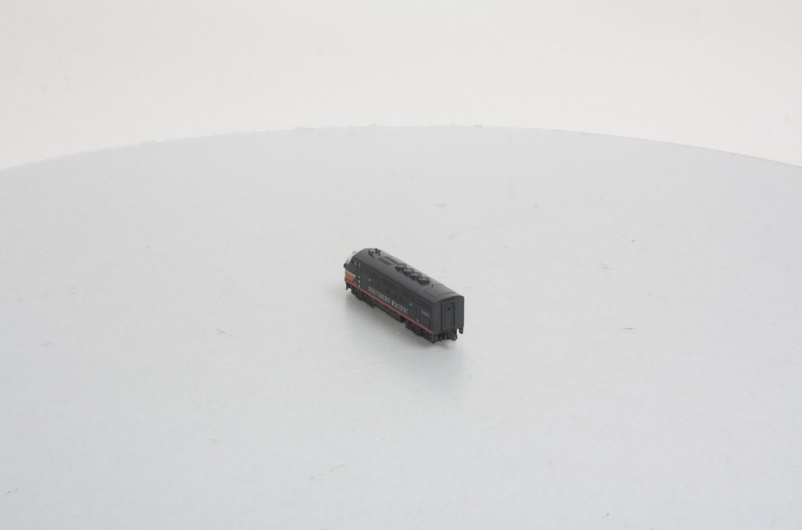 Kato 176-1115-1 N SP Black Widow F3A Diesel Locomotive #6101 with Kobo DCC