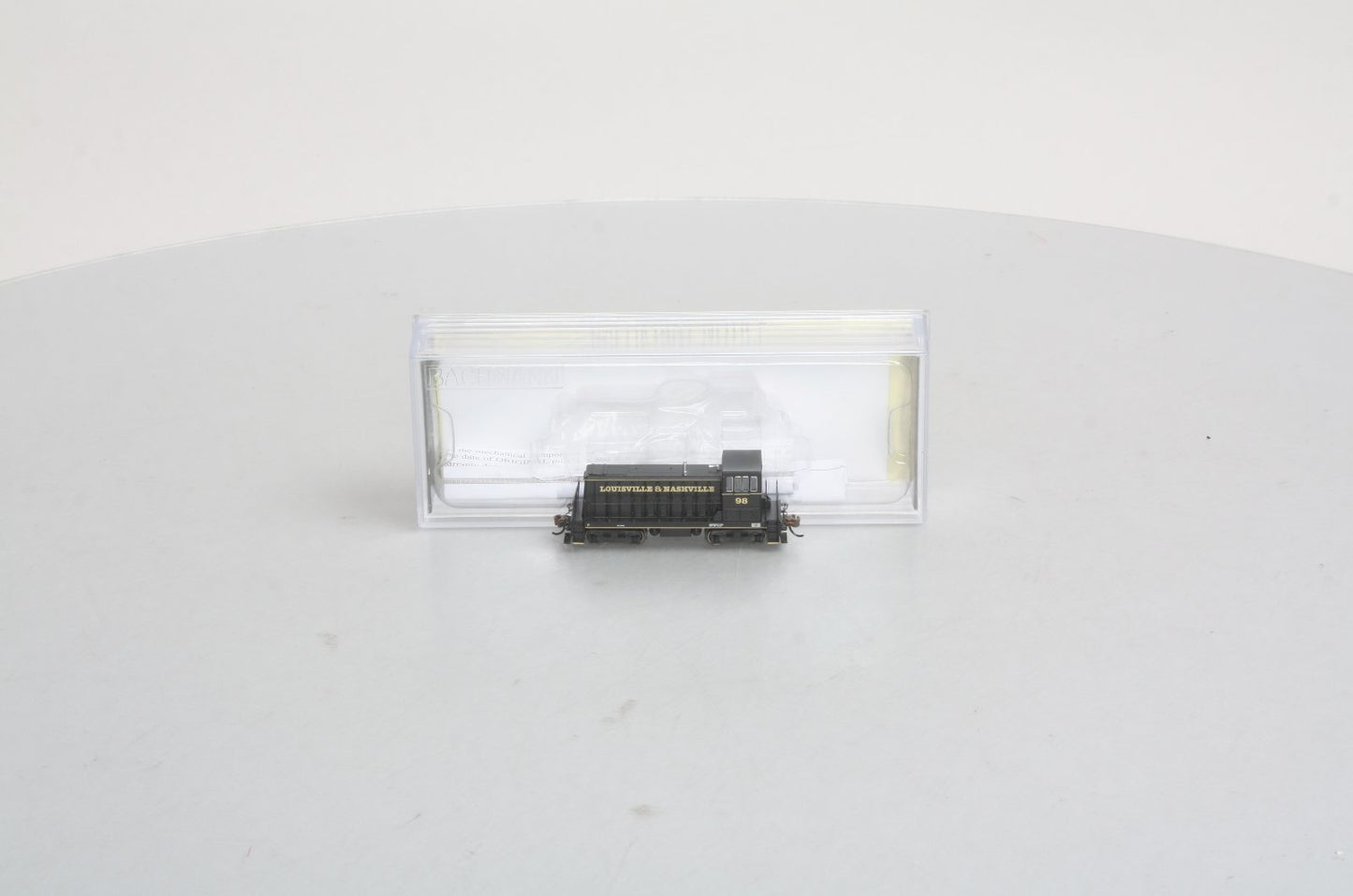 Bachmann 82056 N Louisville & Nashville GE 70 Ton Diesel Switcher #98 with DCC