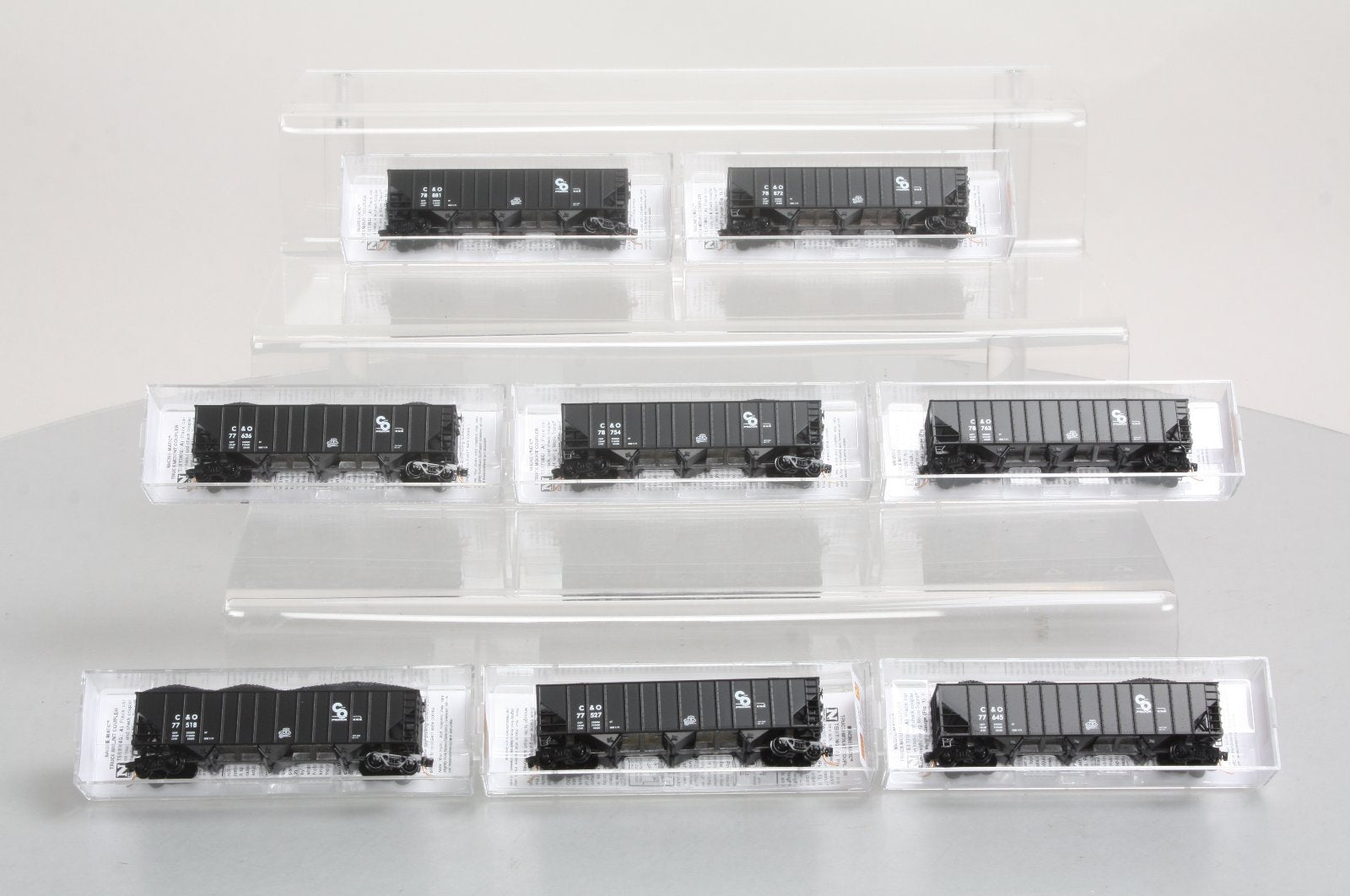 Micro-Trains 99300804 N C&O100-Ton 3-Bay Ribside Open Hopper w/Load (Set of 8)