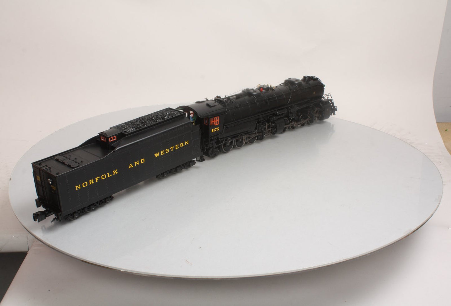 Lionel 682341O Norfolk & Western Y6B Steam Locomotive #2175