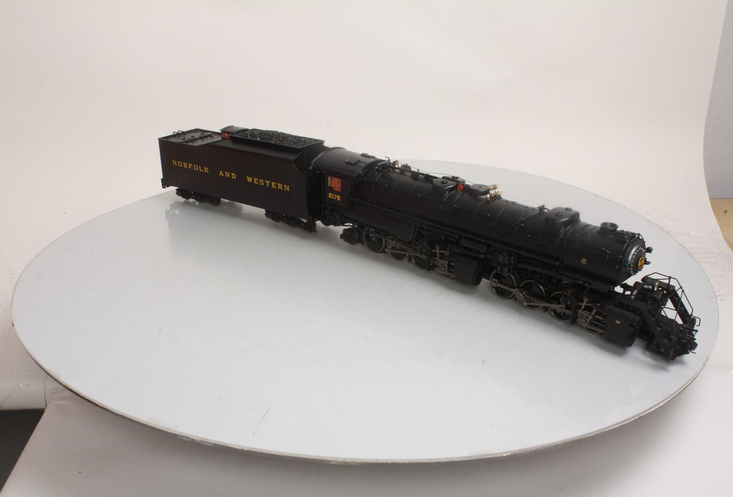 Lionel 682341O Norfolk & Western Y6B Steam Locomotive #2175