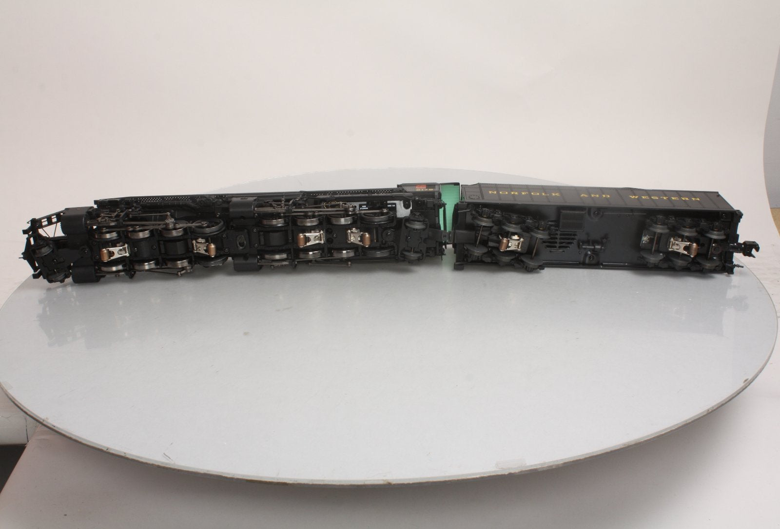 Lionel 682341O Norfolk & Western Y6B Steam Locomotive #2175