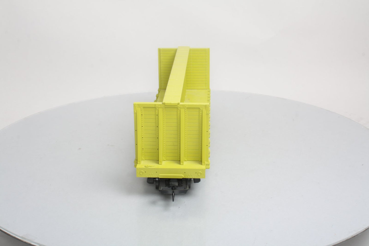USA Trains 17403 G Weyerhaeuser Centerbeam Flatcar