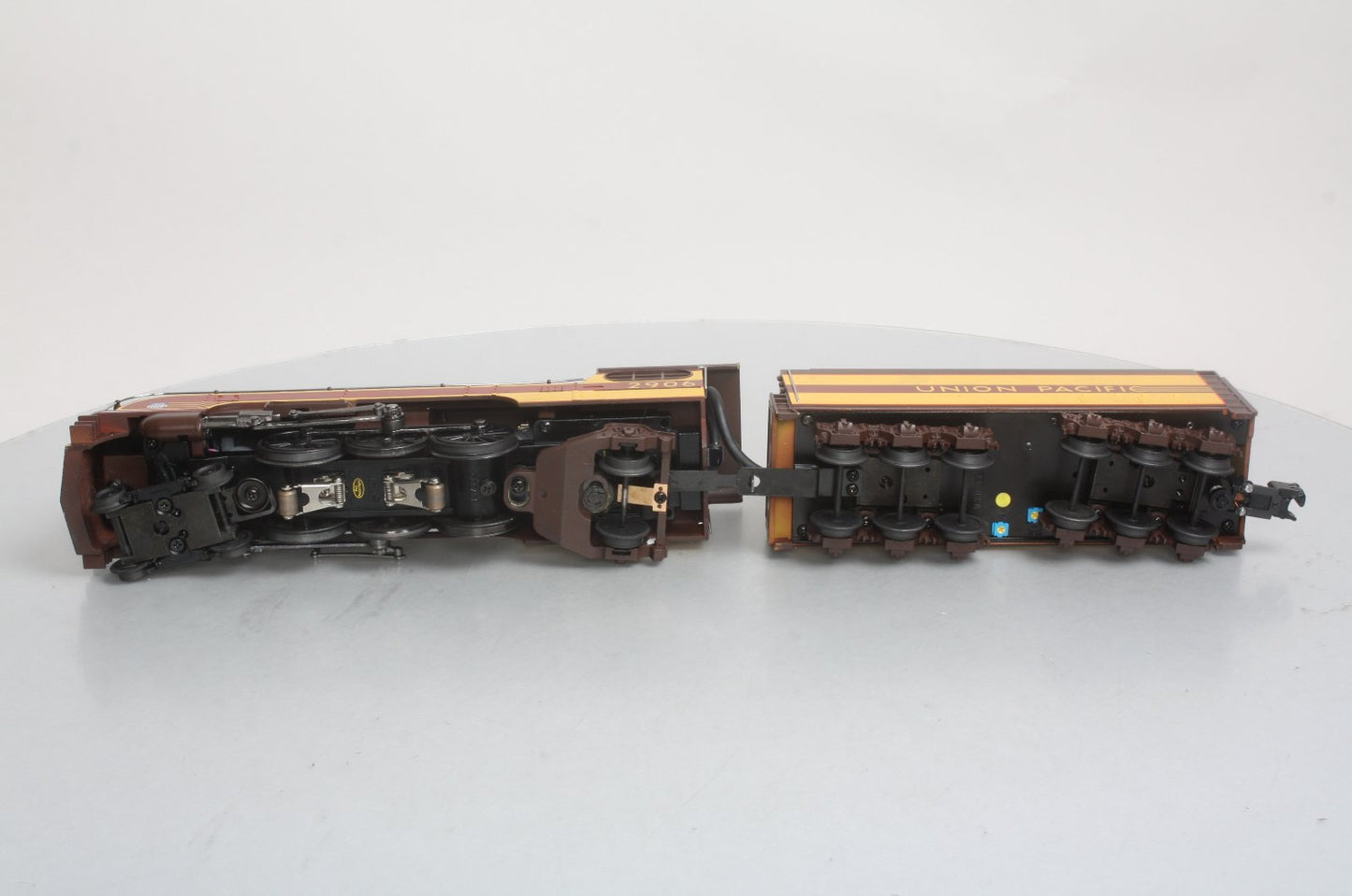 MTH 30-1442-1 Union Pacific 4-6-2 Steam Locomotive & Tender w/PS 2.0 #2906