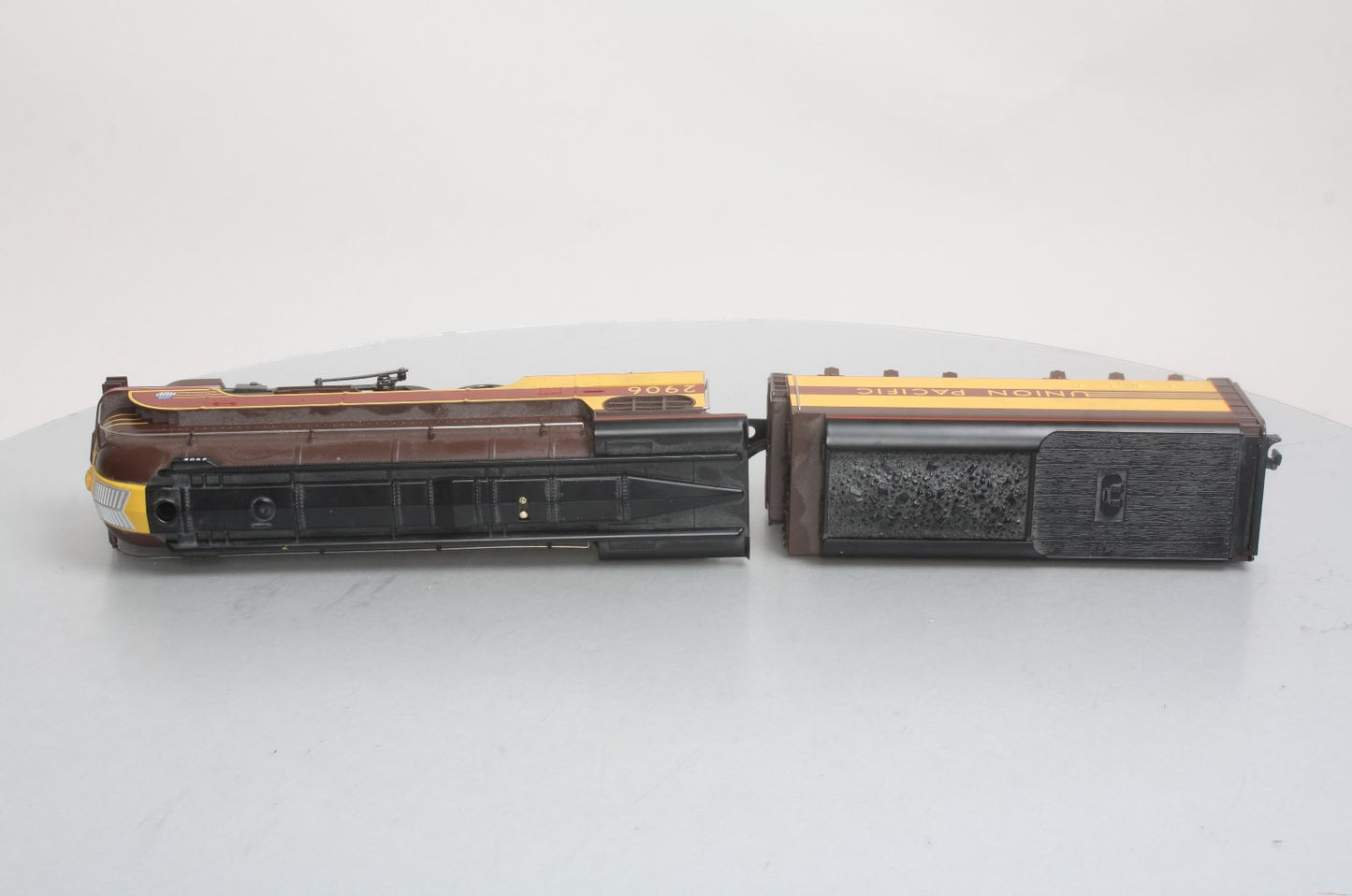 MTH 30-1442-1 Union Pacific 4-6-2 Steam Locomotive & Tender w/PS 2.0 #2906