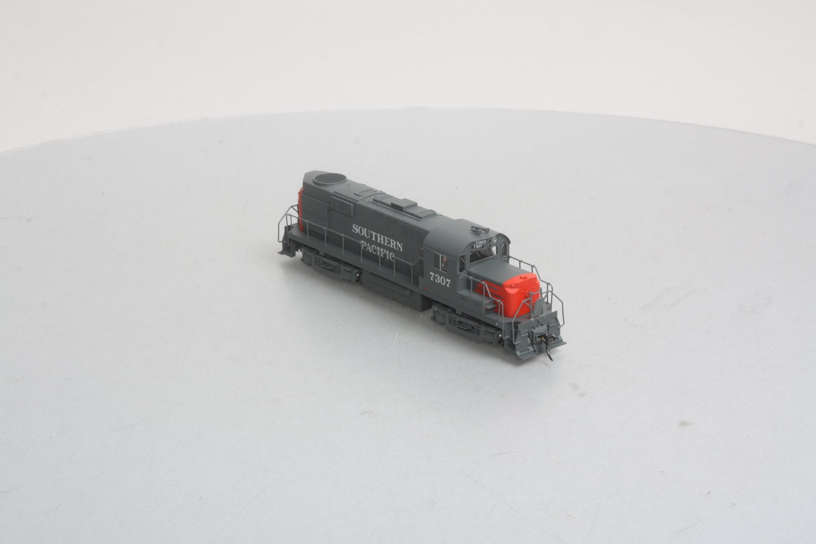 Atlas 10000569 HO Scale Southern Pacific RS-32 Diesel Locomotive #7307