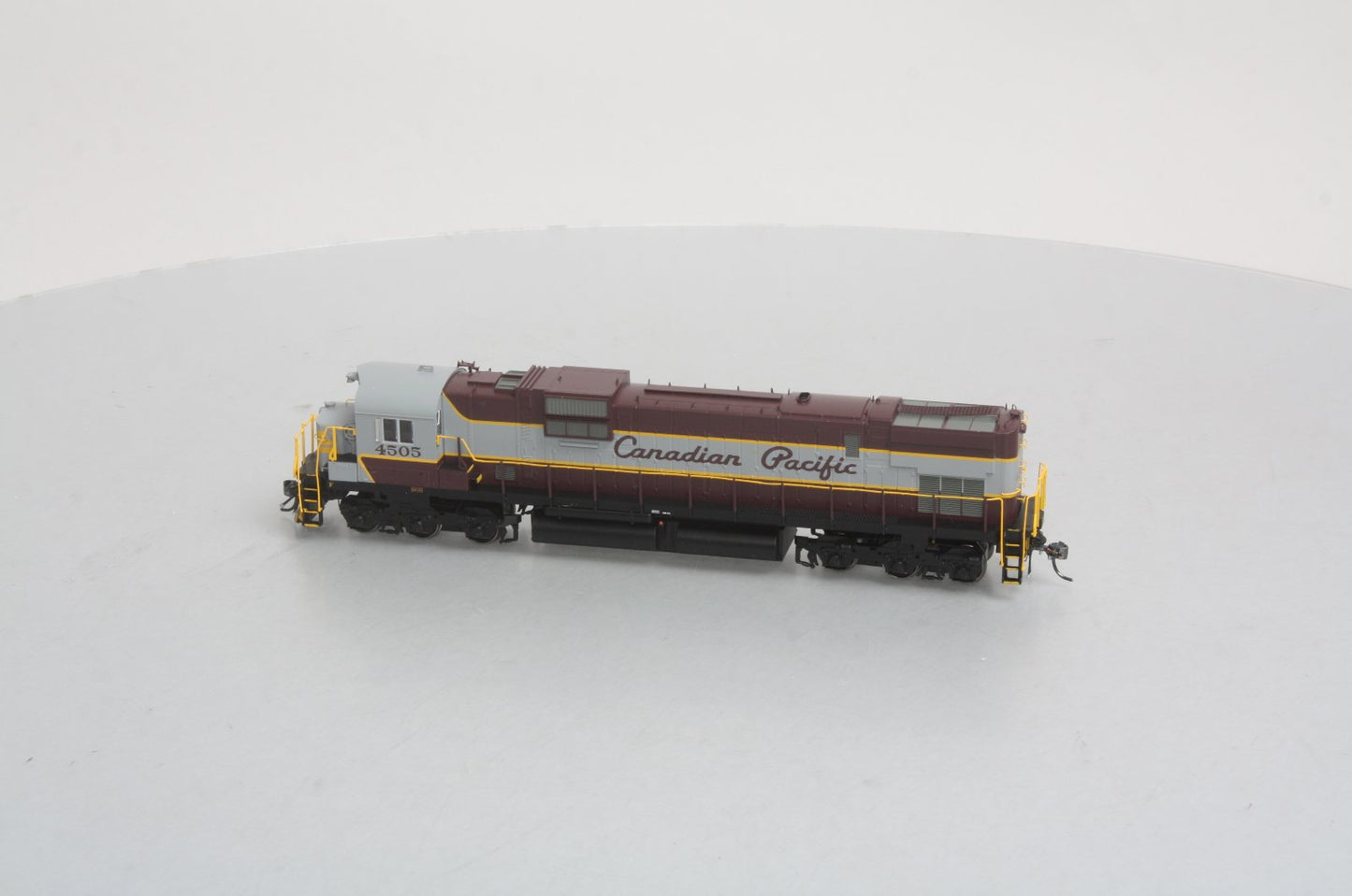 Bowser 23720 HO Scale Canadian Pacific Diesel Locomotive MLW C630M #4505